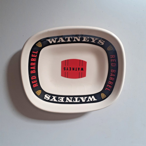 Vintage watneys red - watneys, barrel