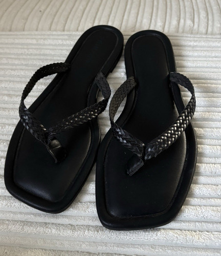 Women black flat thong - flat,