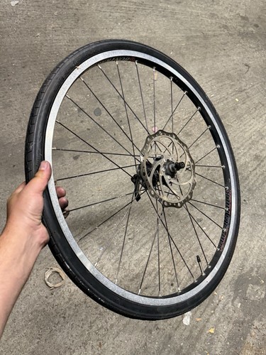 Front wheel bontrager 26inch - front,