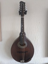 Eastman MD304L Handcrafted A-Style Mandolin with Gig Bag - Left Handed