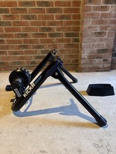 Wahoo Kickr Snap Smart Bike Turbo Trainer & Wahoo Kickr Mat