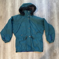 Vintage Mountain Goat Winter