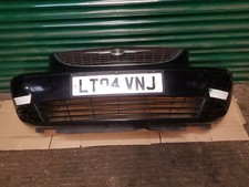 04 Chrysler Voyager Front