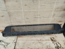 RENAULT TRAFIC 2014-2025 LOWER GRILLE - CENTRE