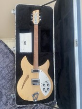 Rickenbacker 330/6 Maple glow