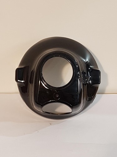 Black headlight housing - black,