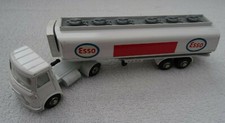Vintage Diecast Dinky Lorry: A.E.C FUEL TANKER ESSO. No.945. 1973. Fuel hoses x2