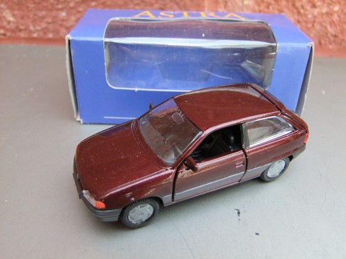 Opel astra iii - f,