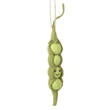Hanging Peas in a Pod Easter