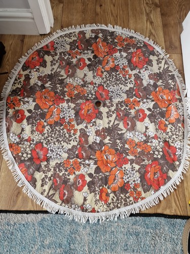 Vintage floral 1970s round - 1970s,