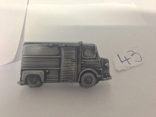 Van pin badge - van, 3d