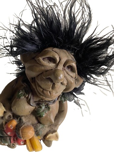 Nyform troll woman top less - nyform,