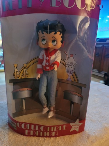 Betty boop collector edition - betty,