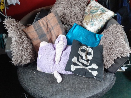 Cuddle chair with - cuddle,