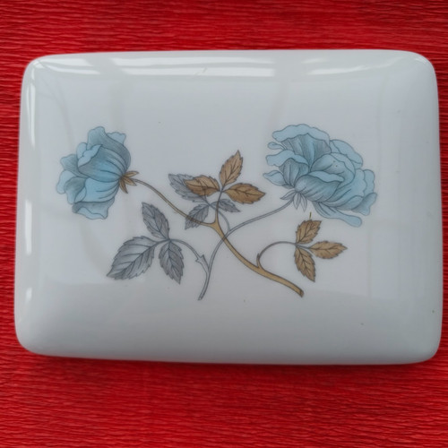 Wedgwood ice rose - bone, china