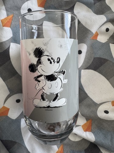 Disney mickey mouse single - mouse,