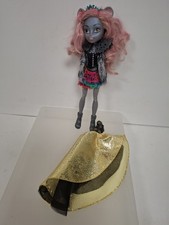 MONSTER HIGH MOUSCEDES KING BOO YORK GALA GIRLFRIENDS DOLL CLEAN WITH CLOTHES