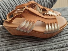New Next Forever Comfort Tan Gold Sandals Size 3.5 Ladies Leather Upper
