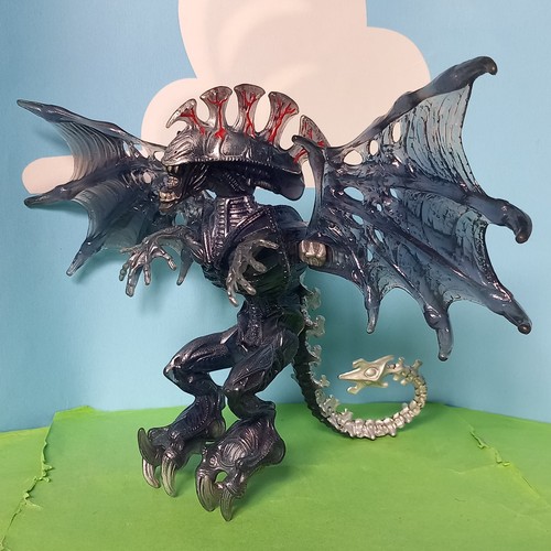Alien movie vintage winged - 7",
