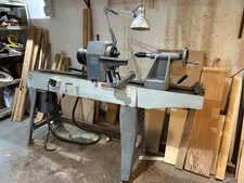 Axminster AT2030 woodturning