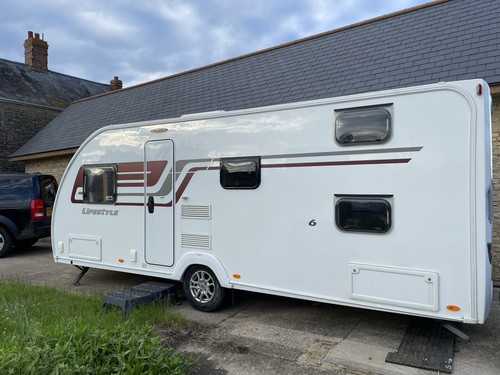 Swift berth fixed - fixed, bunks