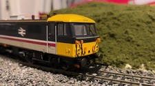 Hornby OO Gauge Class 87