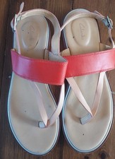 Clarks Toe-post Ladies Sandals UK 6 Dark Orange And Nude Excellent Condition