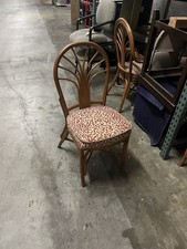 4 Chairs