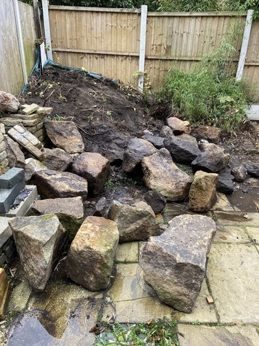 Sandstone blocks read - sandstone,