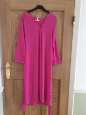 Dannii Minogue petite 3/4