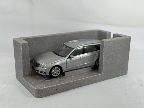 Minichamps scale die cast - die,