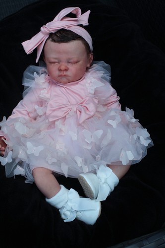 Lillbees reborn lifelike - lillbees,