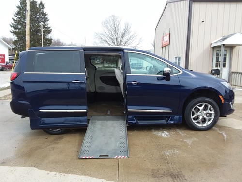 2017 chrysler pacifica - 2017, limited