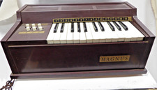Vintage 1970s Magnus Electric