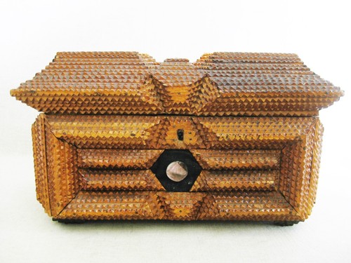 Tramp art notch carved wooden - art,