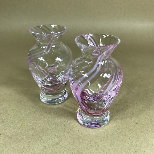 Pair vintage caithness - of,