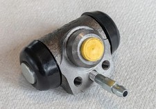 2 x Rear Wheel Brake Cylinders VW Caddy II MK2 Pick-up 1.6  1996/06 to 2000/12