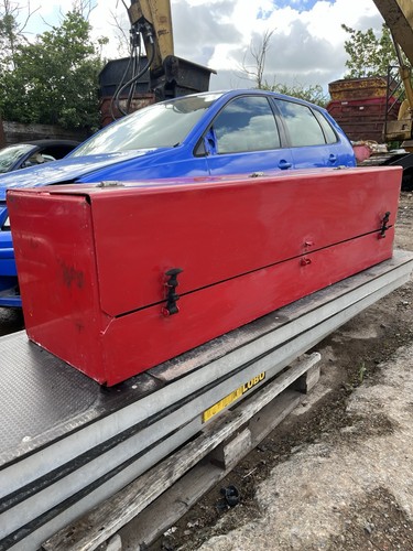 Large aluminium tool box - aluminium,