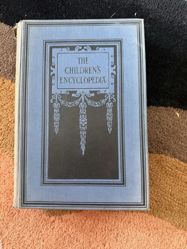 The children encyclopedia - children's,
