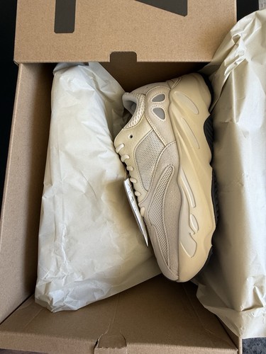 Adidas yeezy boost 700 analog - yeezy,