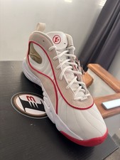 Reebok Answer III