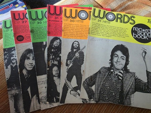 Words record song book - 6,