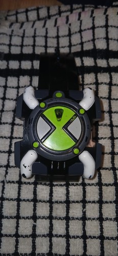 Bandai ben omnitrix - ben,