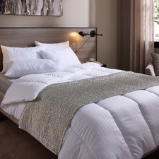 Hotel Luxuriously Soft Duvet