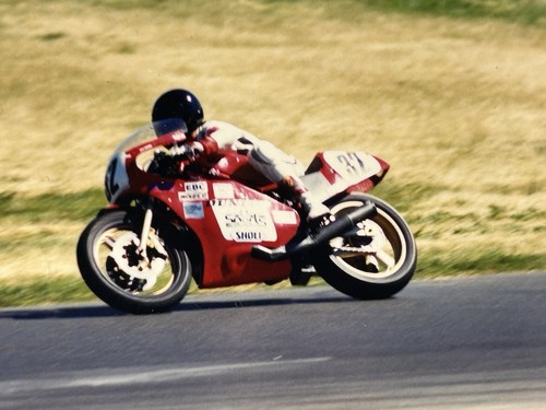 Photo motorcycle red racetrack - photo,
