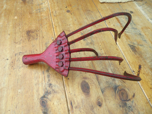 Vintage cultivator head claw - vintage,