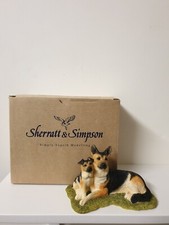 BOXED SHERRATT & SIMPSON HAND CRAFTED ALSATIAN BITCH & PUP FIGURE NO: 55065 NEW