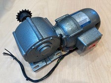 Parvalux Motor Gearbox DC Shunt 200/220 v 20 rpm 125 w SD11 AWS MR2L Please Read