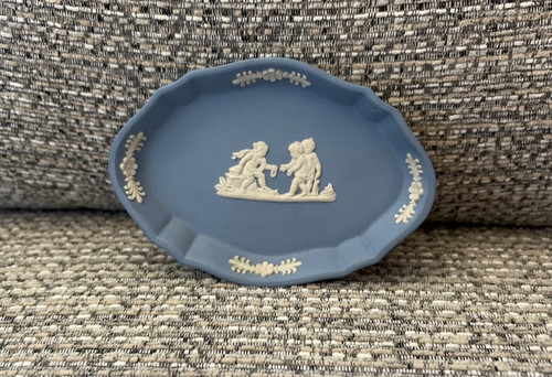 Wedgewood jasperware blue - wedgewood,