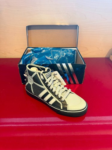 Adidas originals star - x, wars